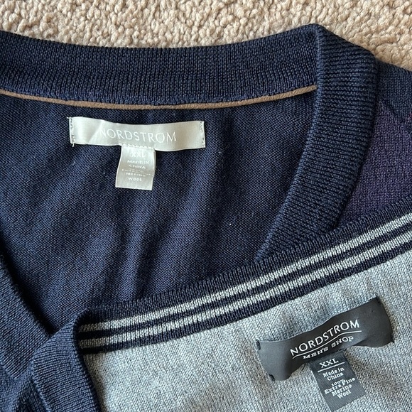 Bundle of Two Nordstrom V Neck Merino Wool Navy And Argyle Print Sweaters - Picture 10 of 11